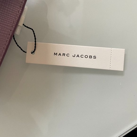 Leather Crossbody With Chain Strap from MARC JACOBS - Picture 9 of 9